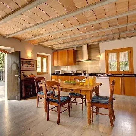 Villa Perfect Location! A Country By Renthousing *