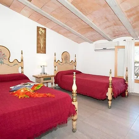 Perfect Location! A Country By Renthousing