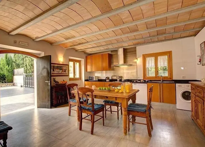 Villa Perfect Location! A Country By Renthousing *